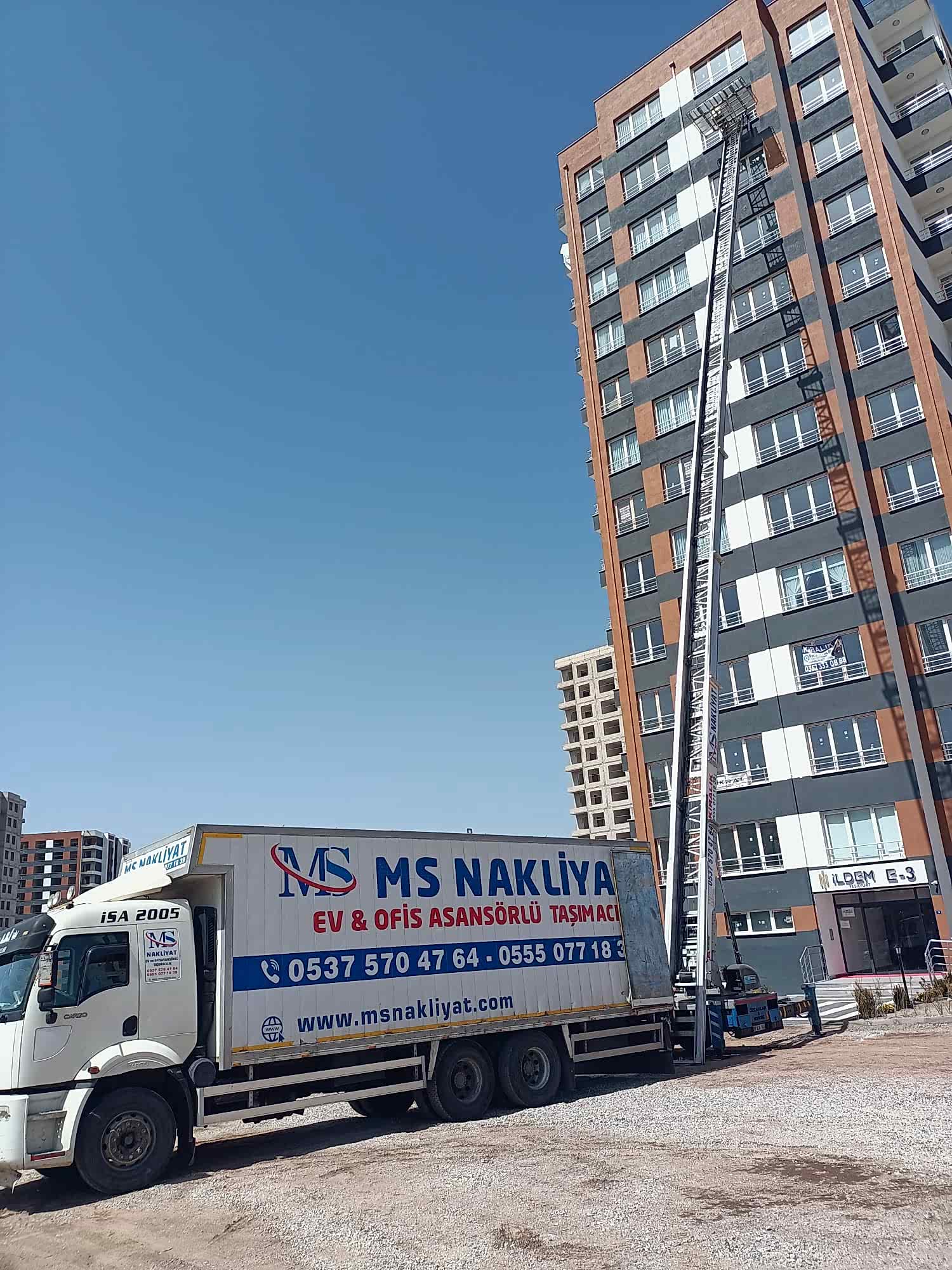  İş Görsellerimiz